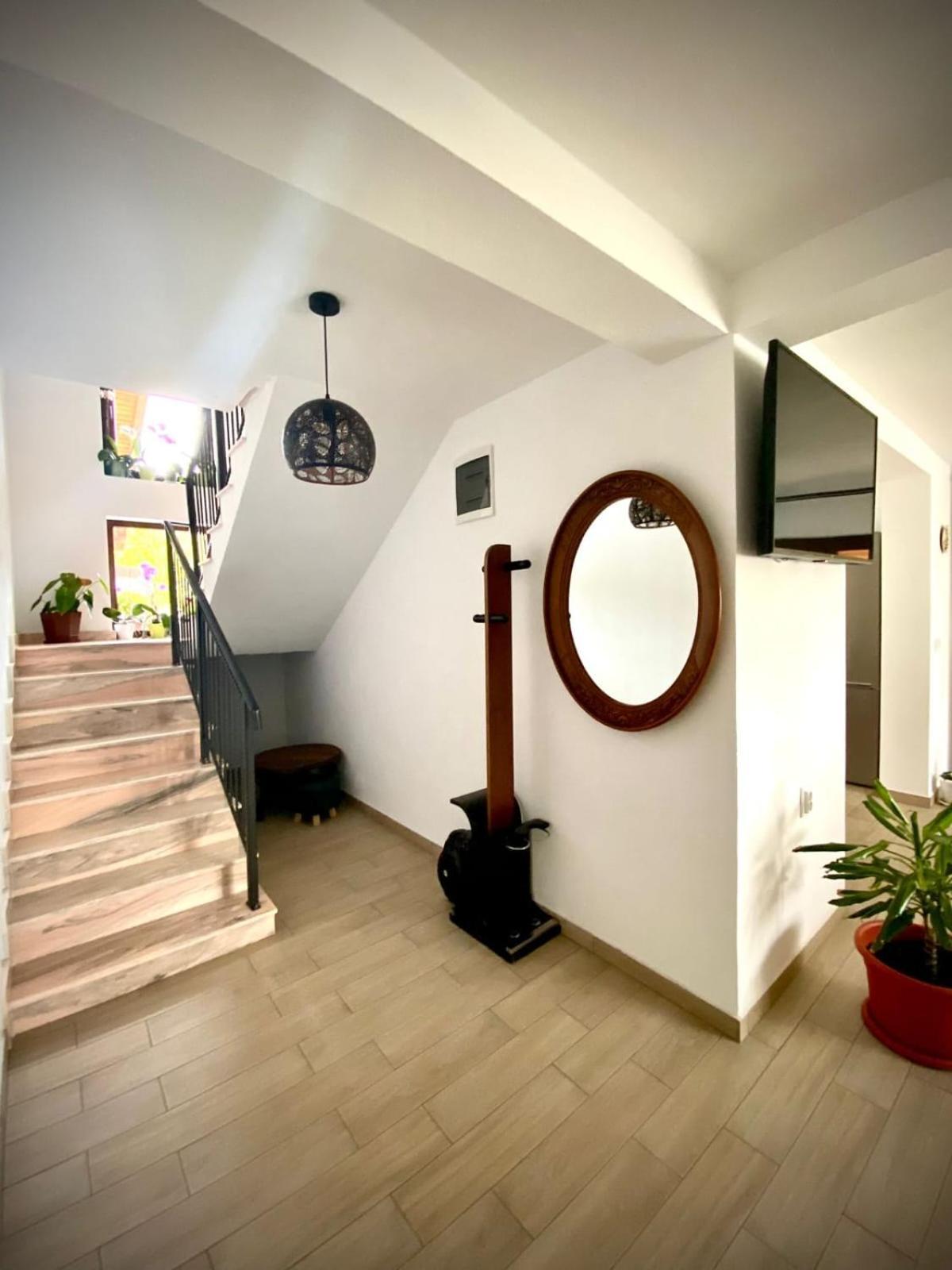 Готель Casa Alex Куртя-де-Арджеш Екстер'єр фото